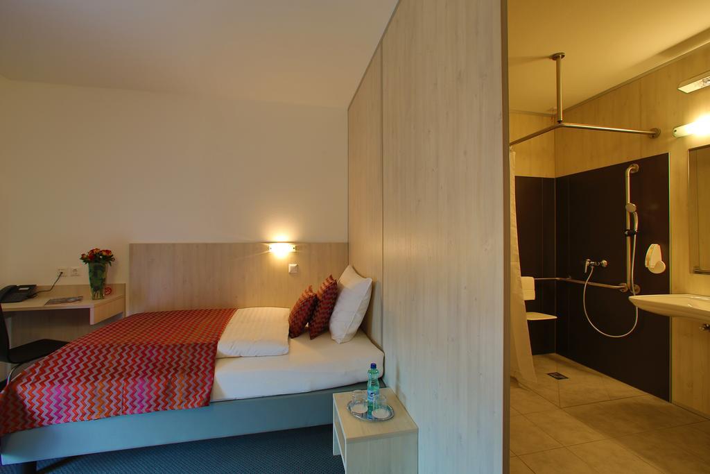 Best Sleep Hotel Spielberg Bei Knittelfeld 객실 사진